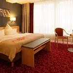 Loewengarten 4*