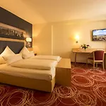 Loewengarten 4*