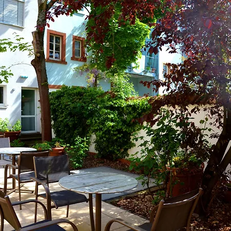 Hotel Löwengarten 4*