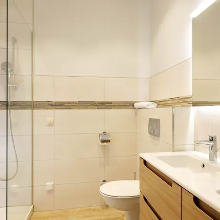 فندق Loewengarten 4*
