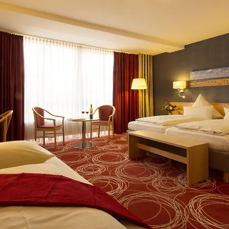 Loewengarten فندق 4*